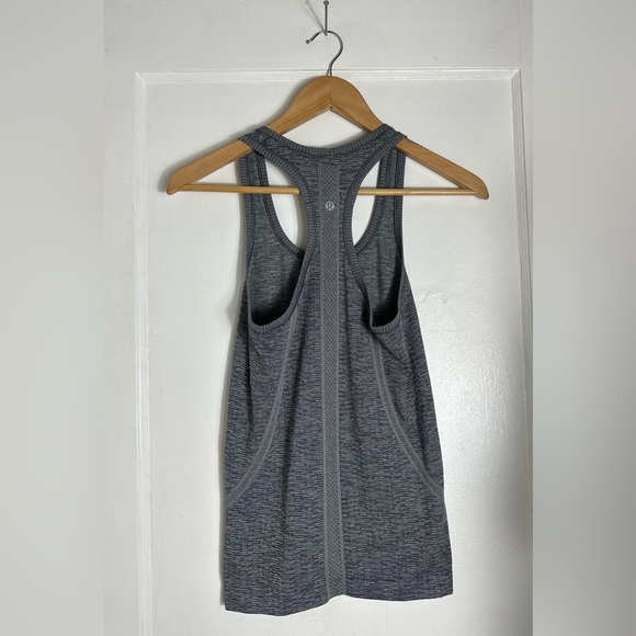 Lululemon Swiftly Tech Racerback Tank Top - Size 4 - Picture 8 of 13